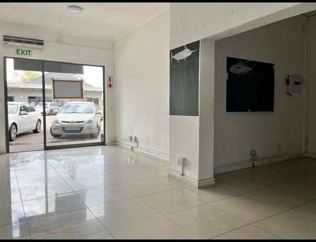 BUSINESS PROPERTY TO RENT IN CLAREMONT